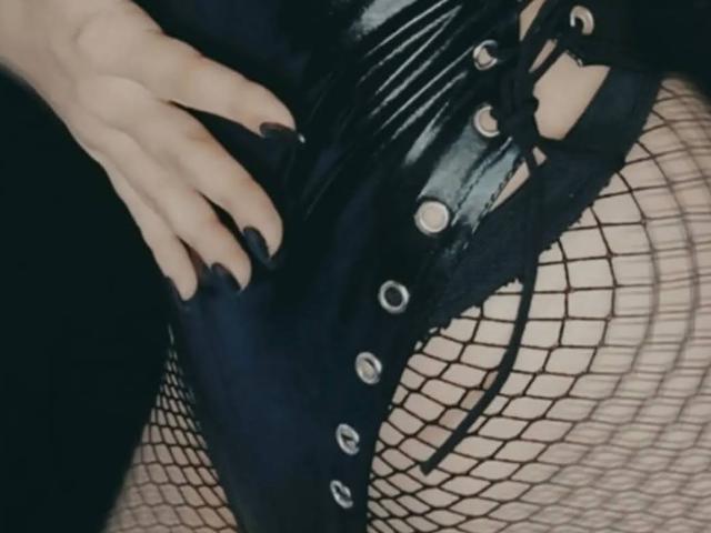 Diabaloirinha - Live porn &amp; sex cam - 30218381
