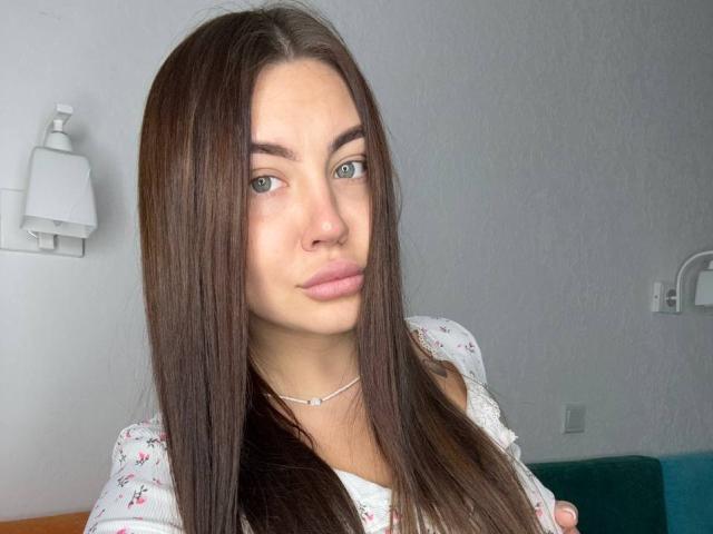 InesGueningsman - Live porn &amp; sex cam - 30225905
