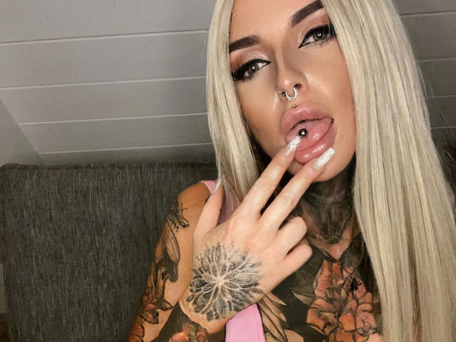 Lexxis-Blck-hot - Live porn &amp; sex cam - 30232895