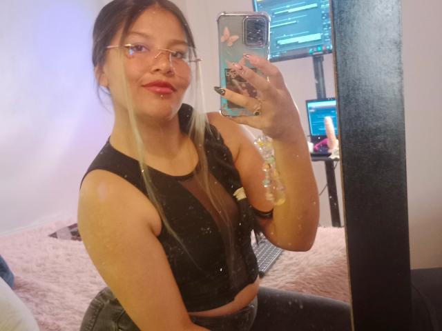 AnthOnellaS - Live porn &amp; sex cam - 30234083