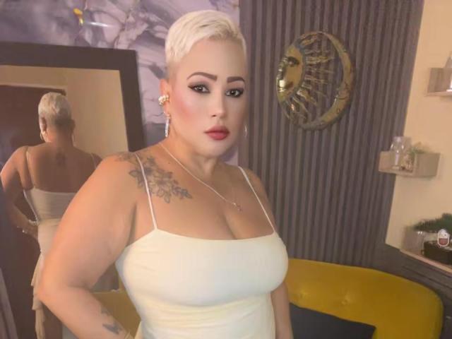 GianellaCox - Live porn &amp; sex cam - 30239705
