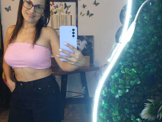 SolaraDubois - Live sex cam - 30241367