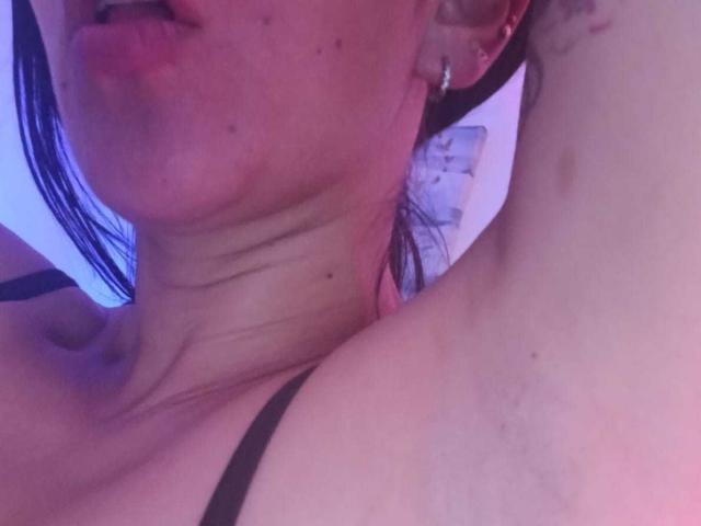 ZarayFeet - Live porn &amp; sex cam - 30241964