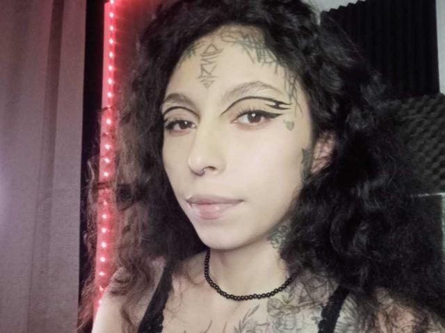LaurieRzz - Live porn &amp; sex cam - 30246026
