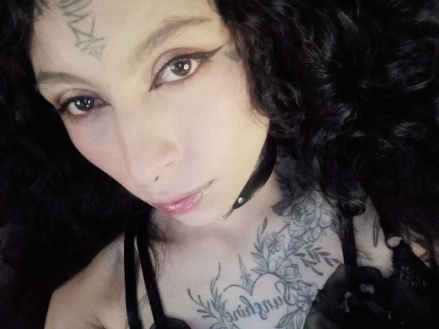 LaurieRzz - Live porn &amp; sex cam - 30246038