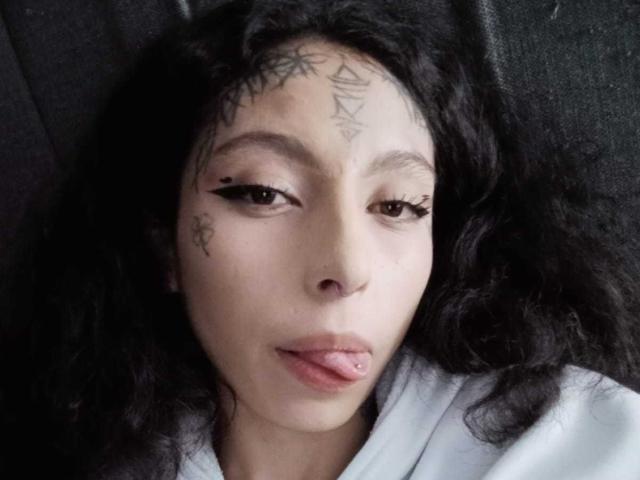 LaurieRzz - Live porn &amp; sex cam - 30246044