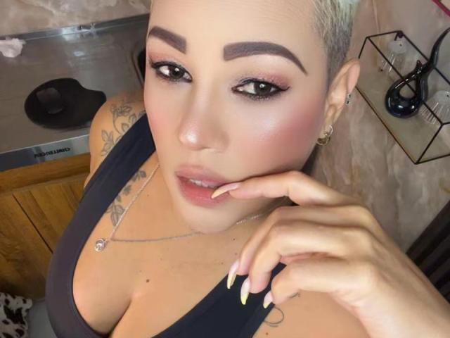 GianellaCox - Live porn &amp; sex cam - 30259178