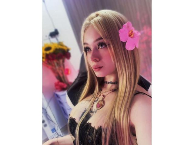 MiaValenttine - Live porn &amp; sex cam - 30263630