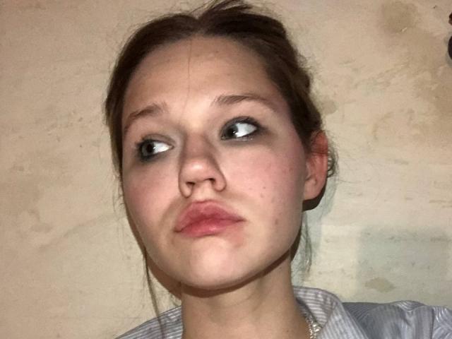 JulietErbst - Élő pornó és szexkamera - 30273650