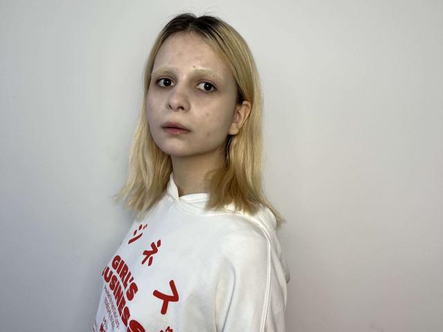 AnnikaFradette - Live porn &amp; sex cam - 30274184