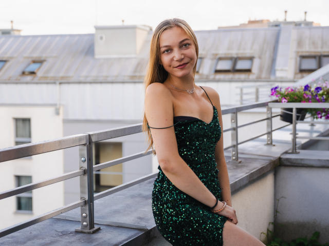 LovelyxEmilly - сексуальная веб-камера в реальном времени - 30279638