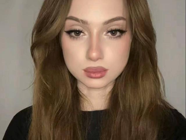 AdellaBrustkern - Live sex cam - 30281747
