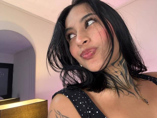 NicolleSweetty - Live porn &amp; sex cam - 30292463