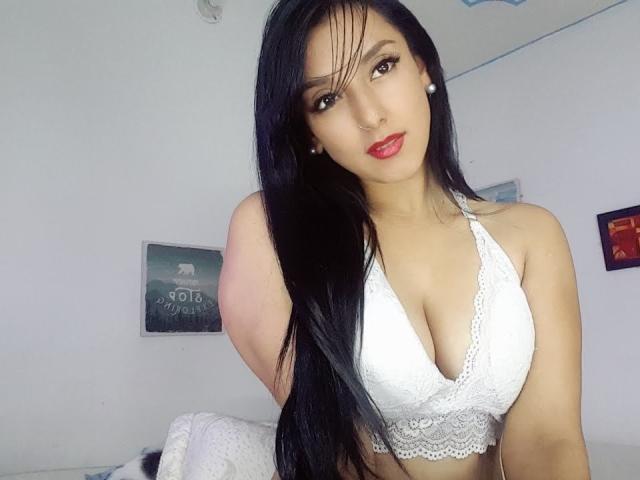 HotCaroline69 - Live porn &amp; sex cam - 30295766