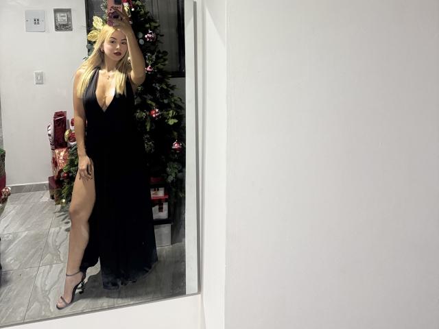 AngelaDeker - Live porn &amp; sex cam - 30300878