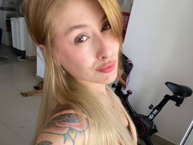 IsabelalDollx - Sexe cam en vivo - 30304229