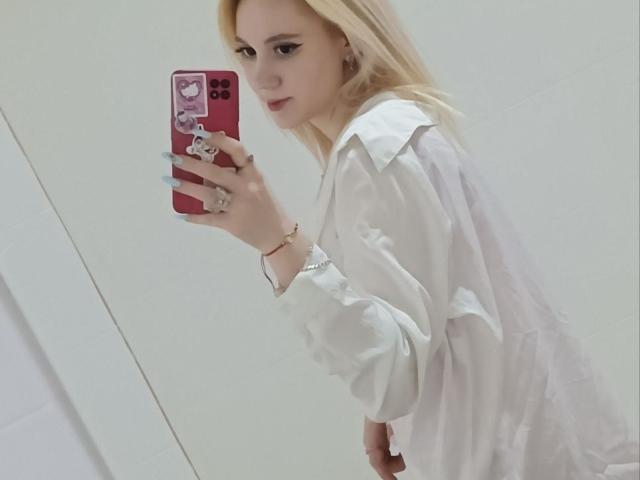 LindaxxCrow - Live porn &amp; sex cam - 30312251