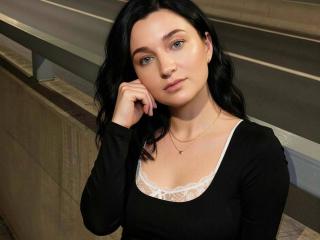 Se komplett profil för Limina