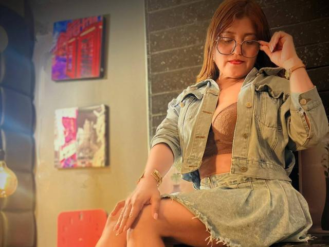 LauraaMartin - Live sex cam - 30320429