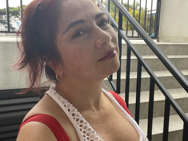 AlessiaRed - Live porn &amp; sex cam - 30327488
