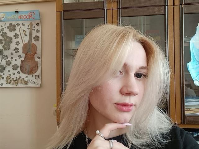 LindaxxCrow - Live porn &amp; sex cam - 30332657