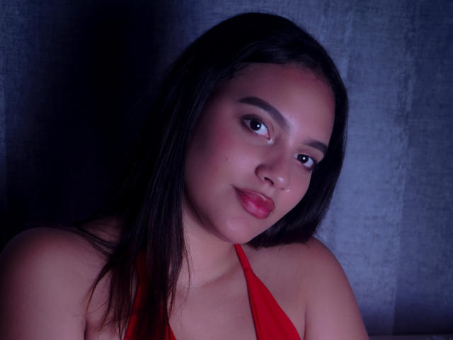 HeidyGloss - פורנו בשידור חי ומצלמת סקס - 30338978