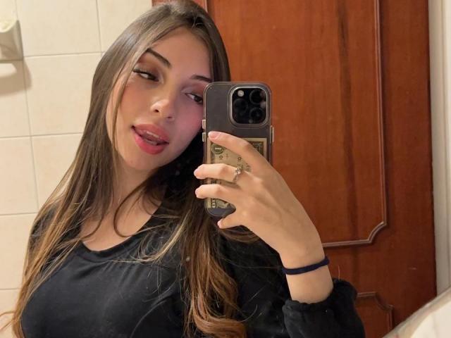 AntonellaFerrara - פורנו בשידור חי ומצלמת סקס - 30344012