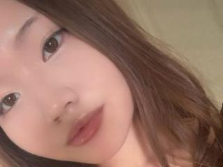 Prikaži popoln profil modela HotyAsianLunachka