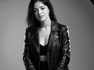 Prikaži popoln profil modela Liliit