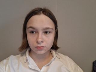 Prikaži popoln profil modela SheaDeslauriers