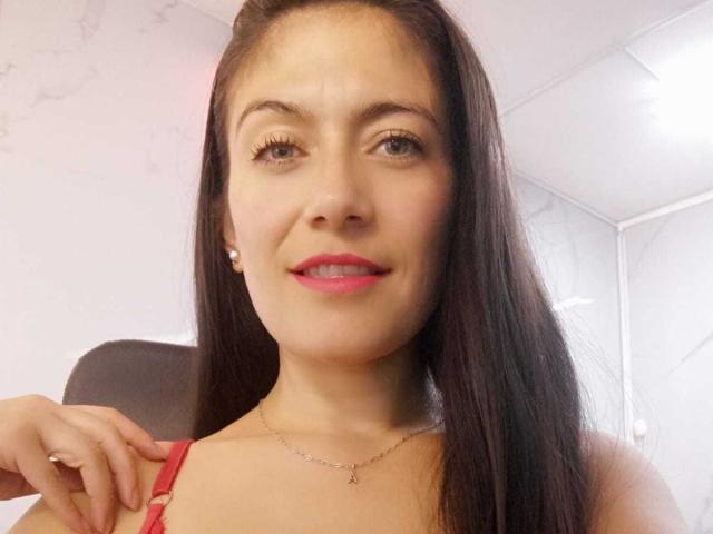 SaraGraham - сексуальная веб-камера в реальном времени - 30350195