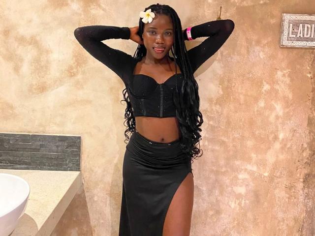 EbonySweet-hot - Élő pornó és szexkamera - 30351272