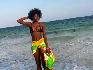 Prikaži popoln profil modela EbonySweet-hot