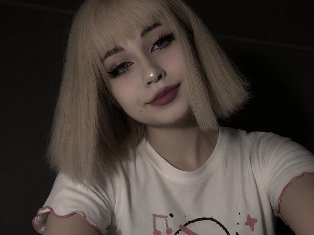 EmelyDilsaver - Live porn &amp; sex cam - 30351335