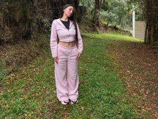 Prikaži popoln profil modela MaddyCarina