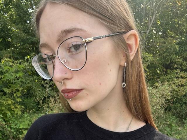 IluminadaShields - Live porn &amp; sex cam - 30357404
