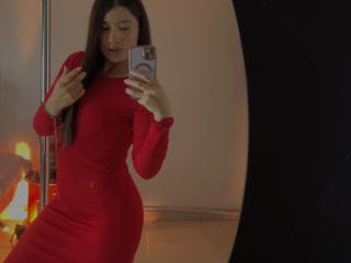 EmmaLombardi에 대한 상세사항 보기