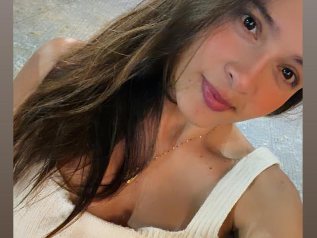 Gabrielafoxxy - Élő pornó és szexkamera - 30363764