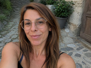 FrancaiseAline's Model Profile