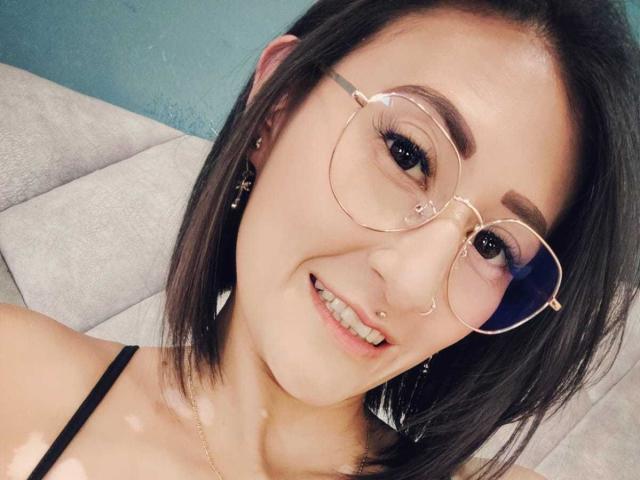 SharissWilliam - сексуальная веб-камера в реальном времени - 30372035