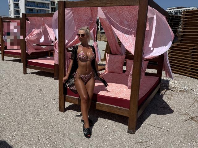 MoniqueBliss - Live porn &amp; sex cam - 30372971