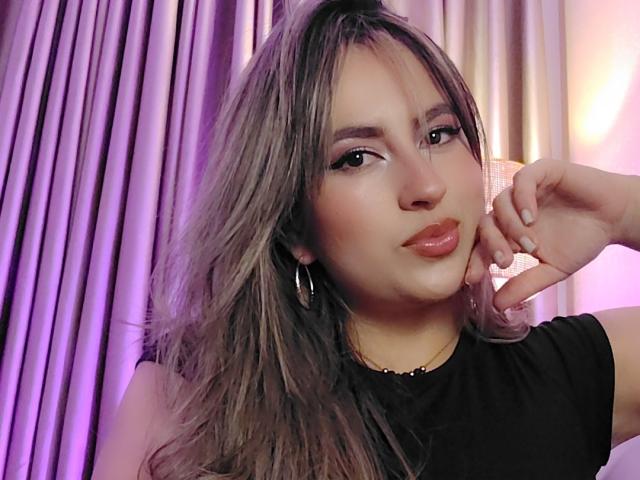 AmiiRosse - Live sex cam - 30378272