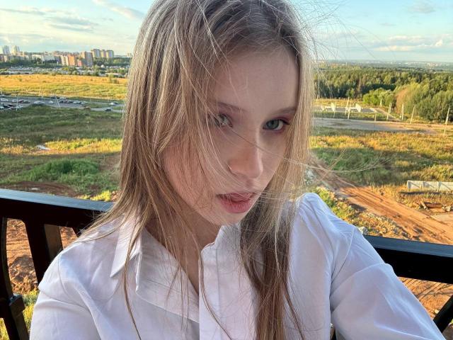 RaeleneRaya - Live porno og sexkamera - 30387230
