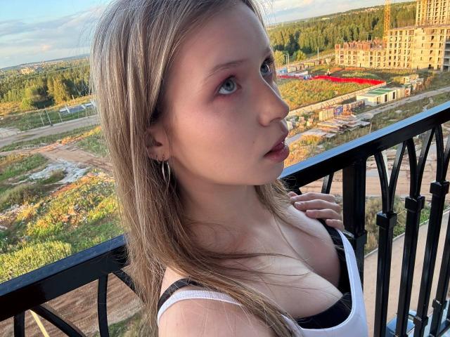 RaeleneRaya - Live porno og sexkamera - 30387269