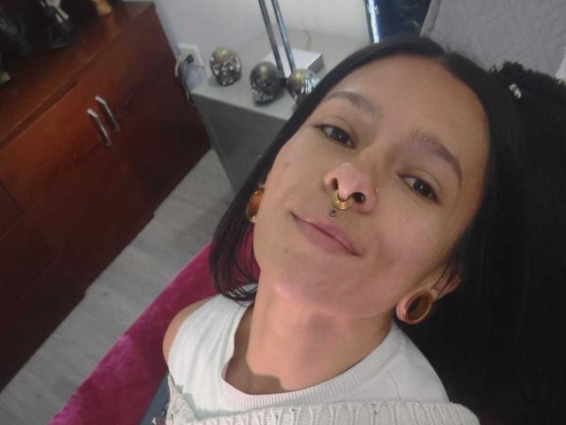 AmelieBlake - Live porn &amp; sex cam - 30394673
