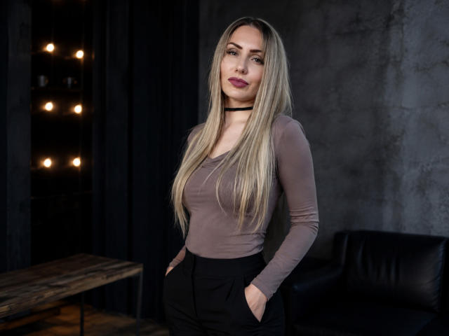 AmeliaRoses - Live porno og sexkamera - 30400397
