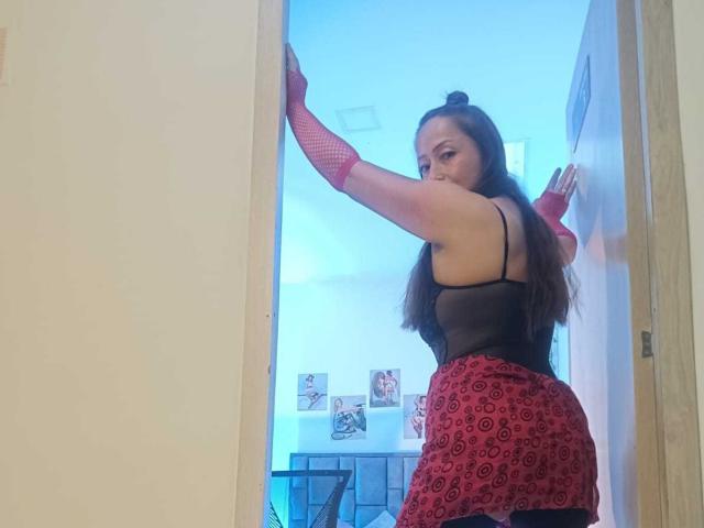 GianineLarose - Live porn &amp; sex cam - 30409430