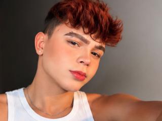 Lásd a PrinceSteve teljes profilját