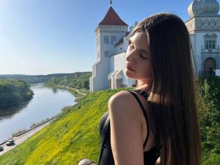 Lásd a LakeishaCresencio teljes profilját