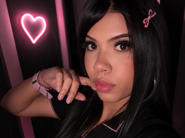MichelleVixen - сексуальная веб-камера в реальном времени - 30442295